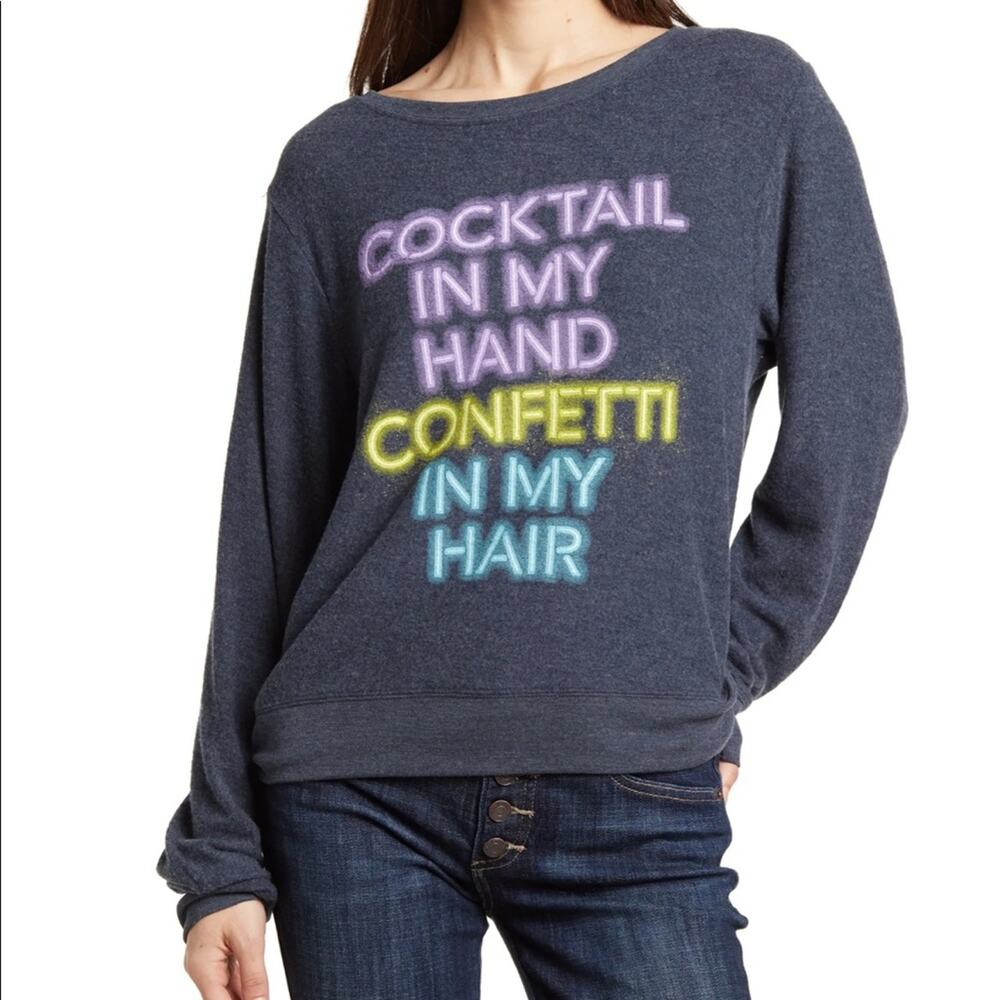 NWT! Wildfox Cocktail In My Hand Pullover Sweatshirt size Large